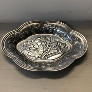 LENOX BUTTERFLY MEADOW 9” small tray silver